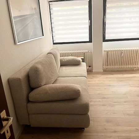 Gemuetliches Zentrales Apartment 2 Min Bis Du Hbf Дуйсбург Екстериор снимка