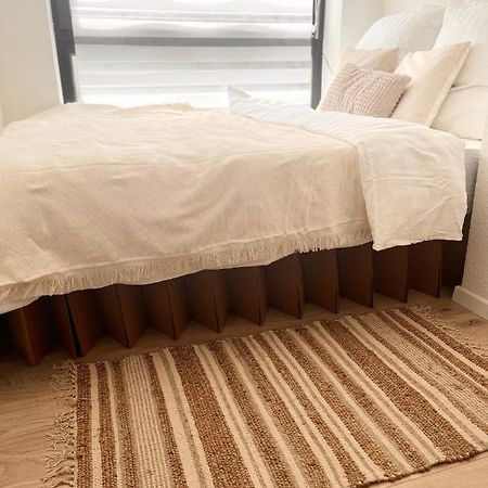 Gemuetliches Zentrales Apartment 2 Min Bis Du Hbf Дуйсбург Екстериор снимка
