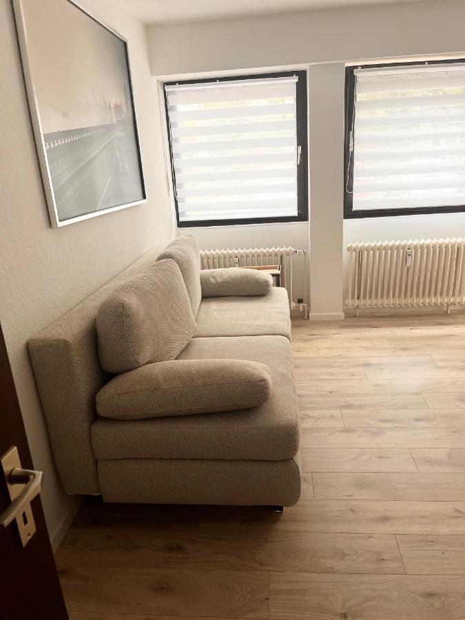 Gemuetliches Zentrales Apartment 2 Min Bis Du Hbf Дуйсбург Екстериор снимка