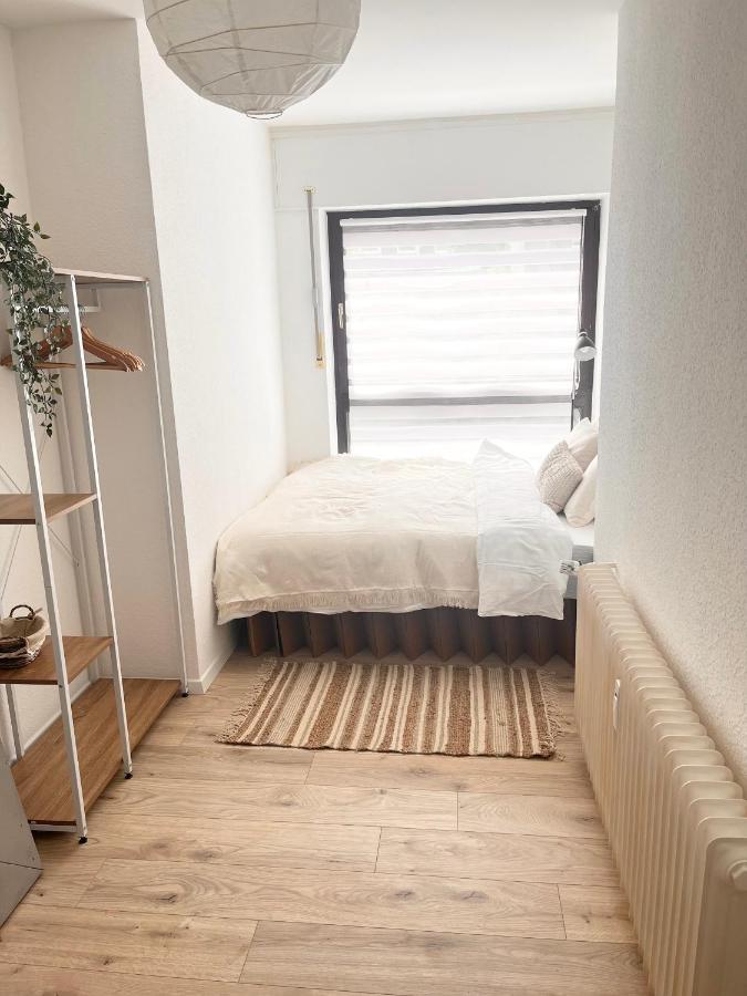 Gemuetliches Zentrales Apartment 2 Min Bis Du Hbf Дуйсбург Екстериор снимка