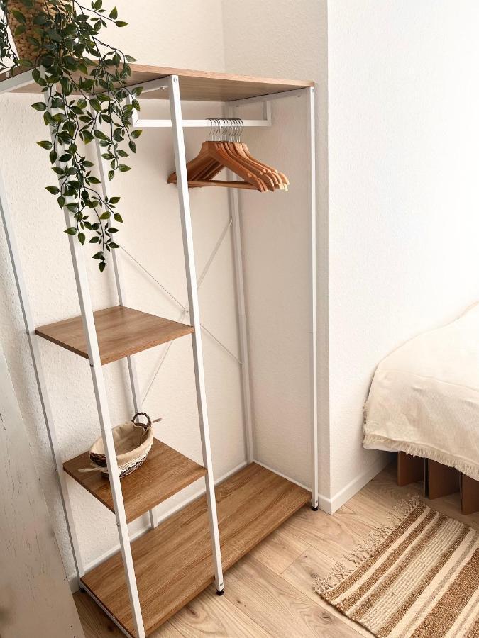 Gemuetliches Zentrales Apartment 2 Min Bis Du Hbf Дуйсбург Екстериор снимка